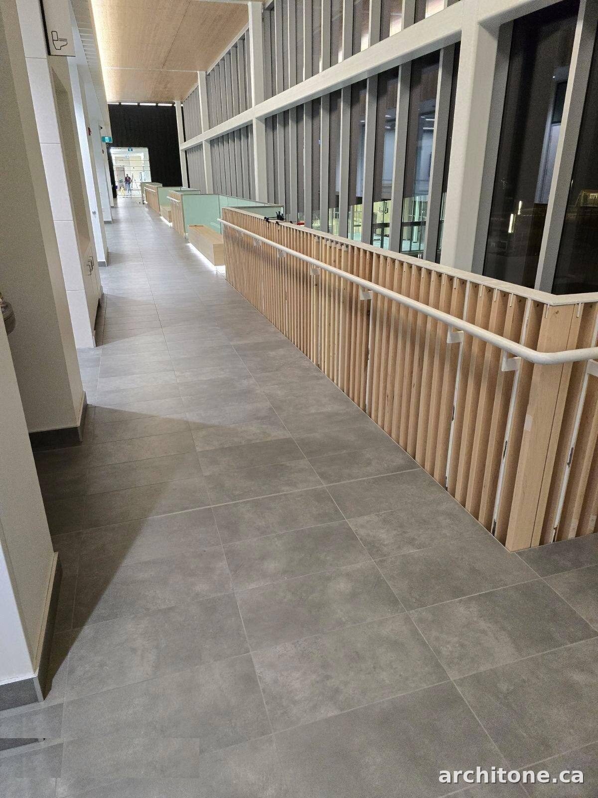 Sculptural staircase and slat railing